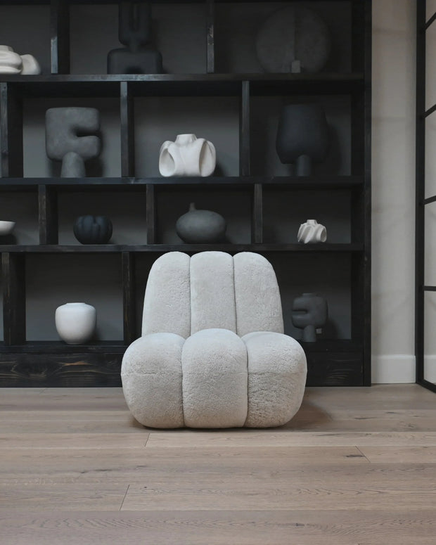 101 Copenhagen Toe Chair - Sandshell (Sheepskin)